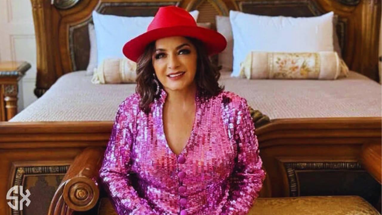 Paulina Tamayo death tribute performance honoring The Great of Ecuador